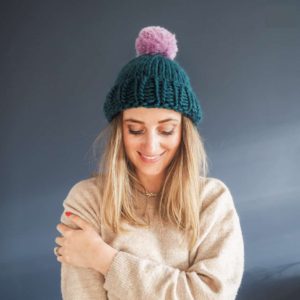 Bobble-optional hat