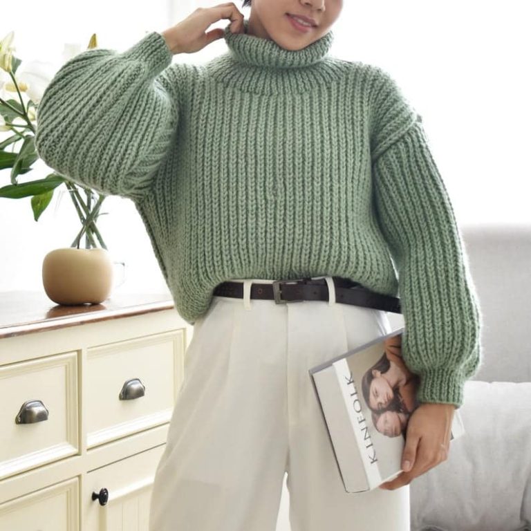 Easy Oversized Turtleneck Sweater